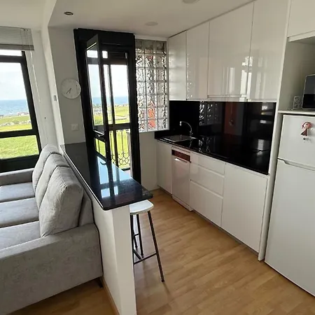 A Orillas De Llas Apartment *